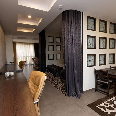 יירבאן Shirak Hotel מראה חיצוני תמונה