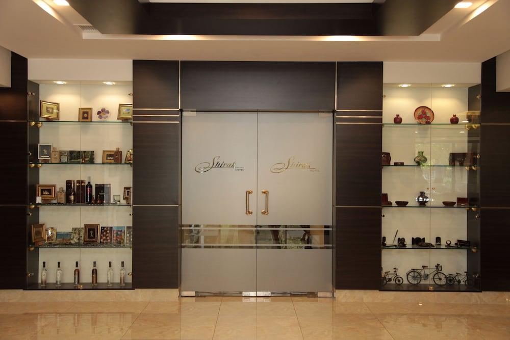 יירבאן Shirak Hotel מראה חיצוני תמונה