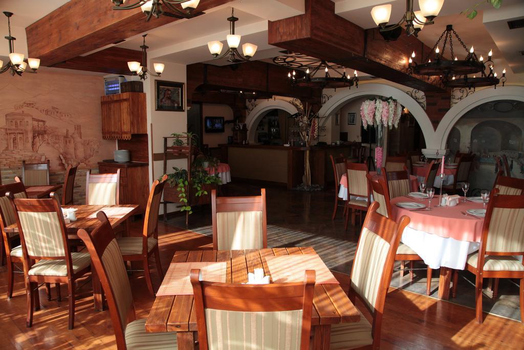 יירבאן Shirak Hotel מראה חיצוני תמונה