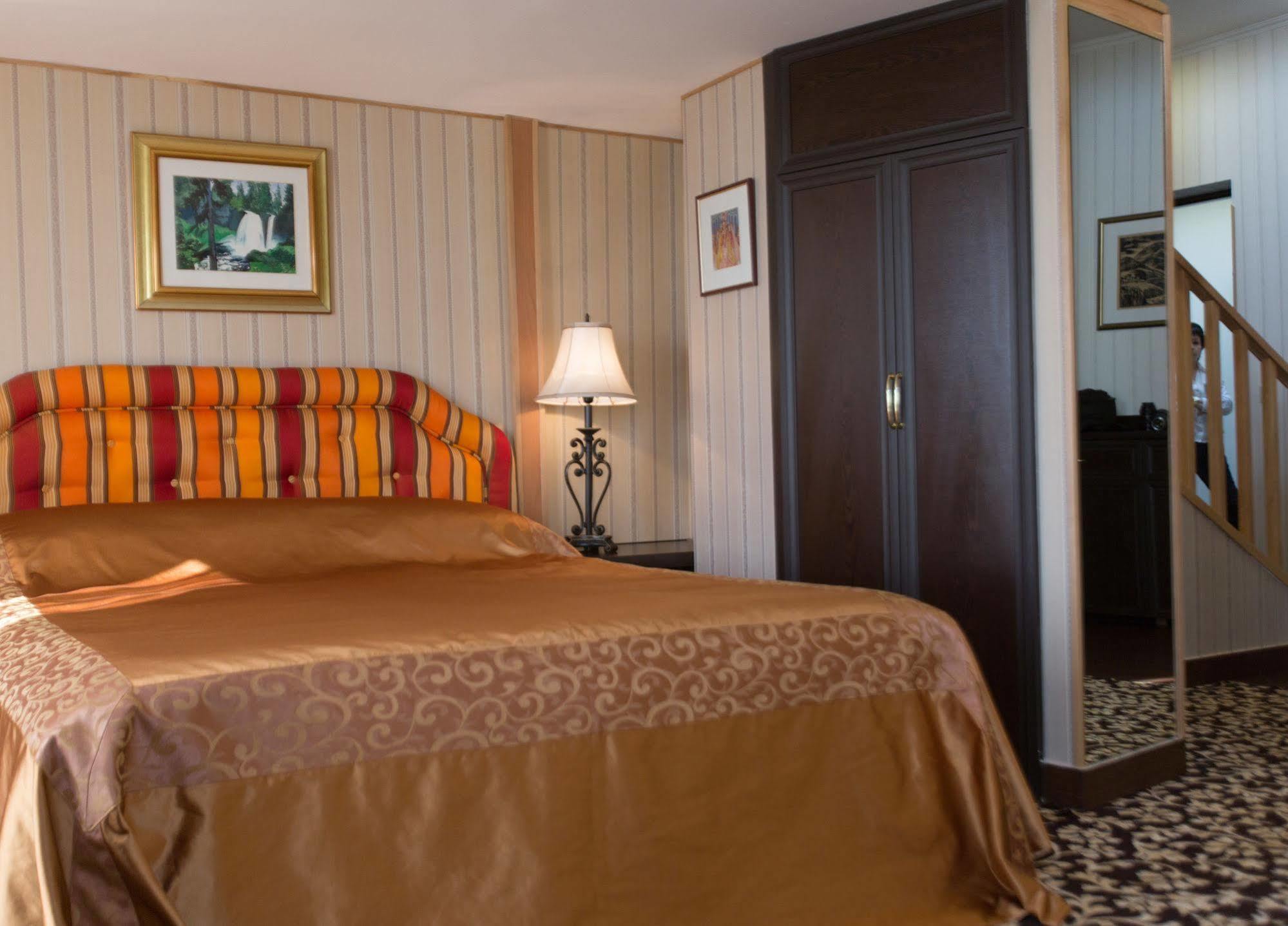 יירבאן Shirak Hotel מראה חיצוני תמונה