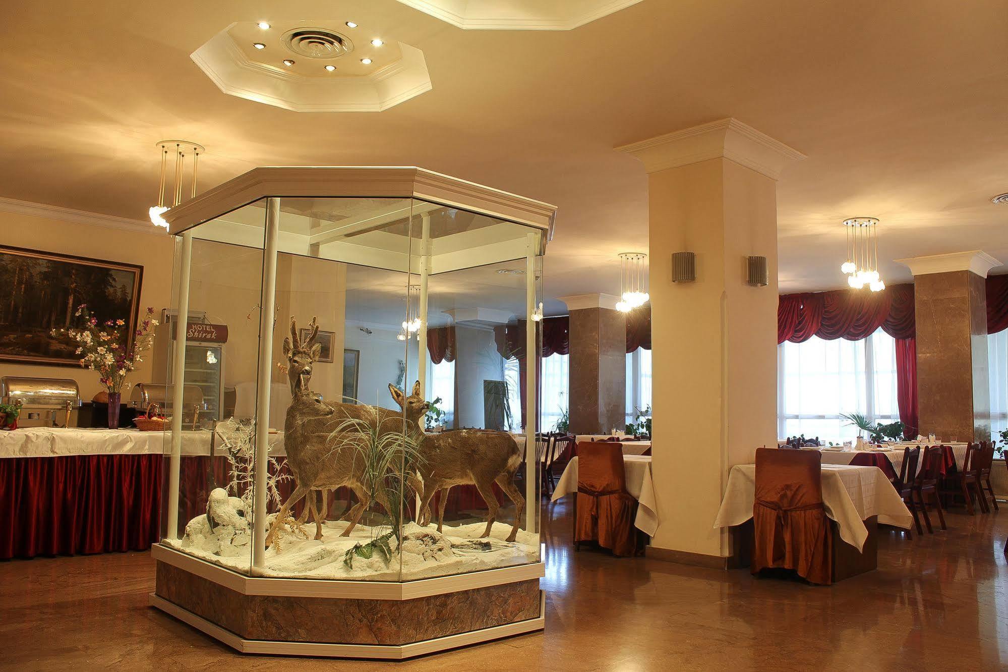 יירבאן Shirak Hotel מראה חיצוני תמונה